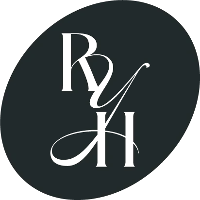 SHE is the Movement logo