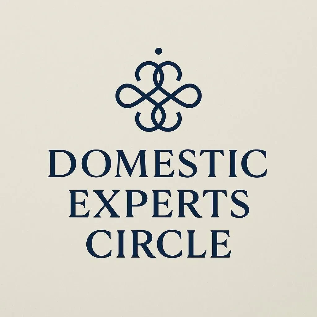 Domestic experts circle logo