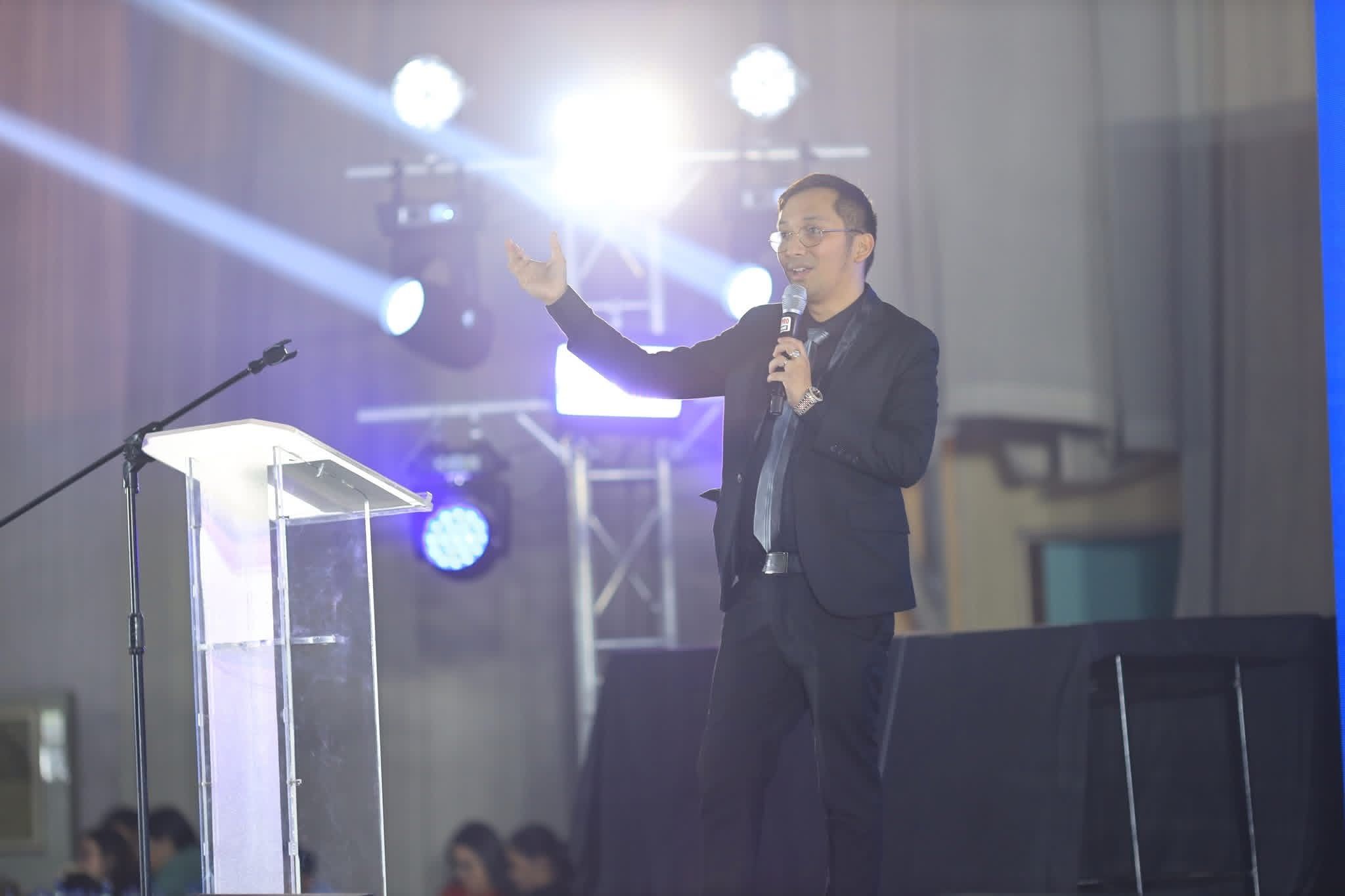 Slide 4 of 4