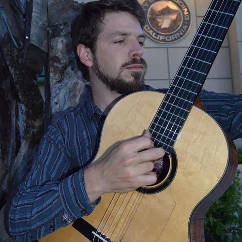 Classical Guitar Free Group