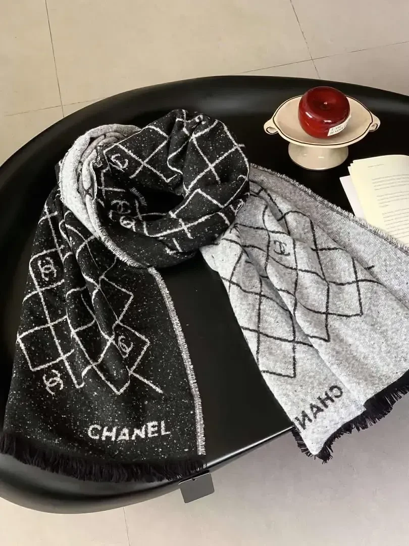 00133 Chanel Scarf 10-4-2026
