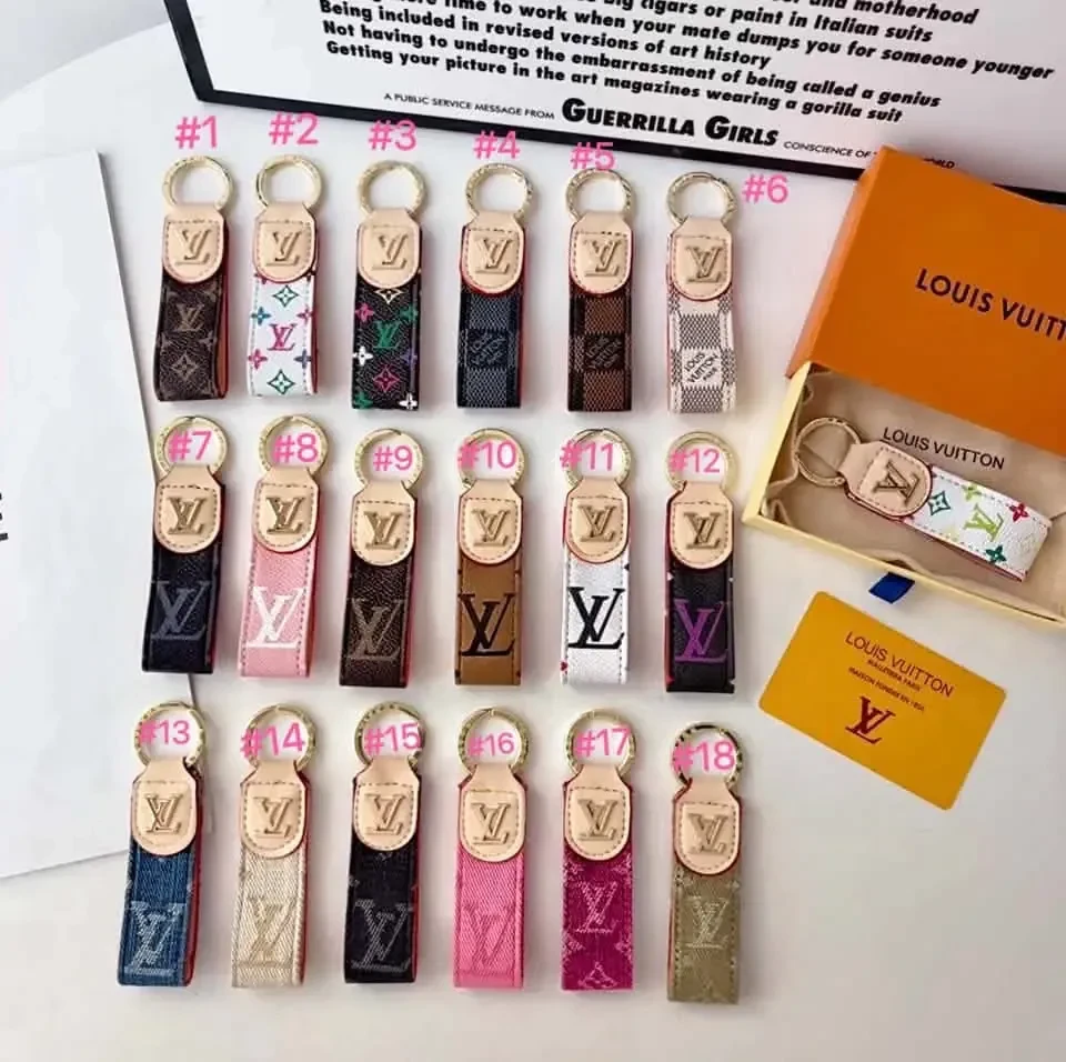 00191 LV Keychains