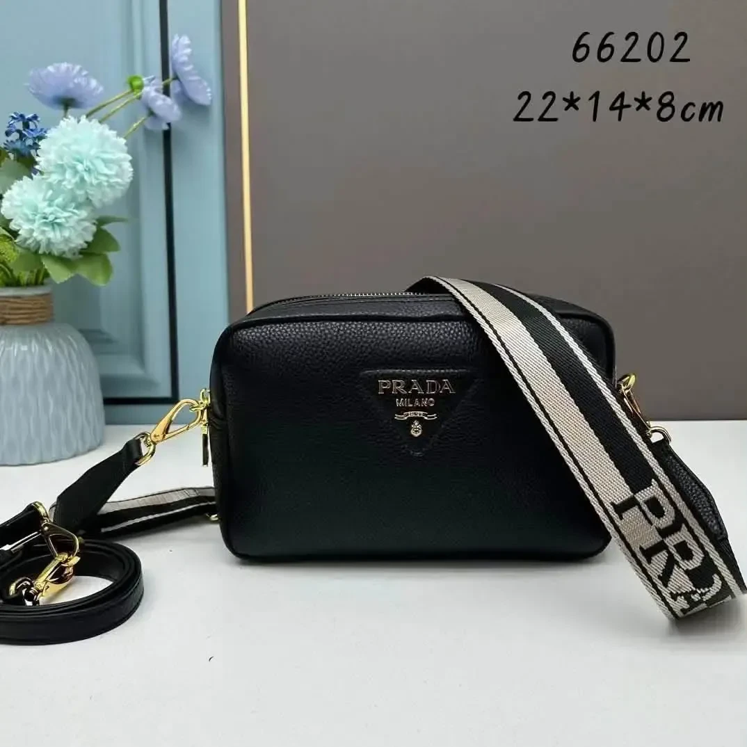 00140 Prada Crossbody 19-4-2026