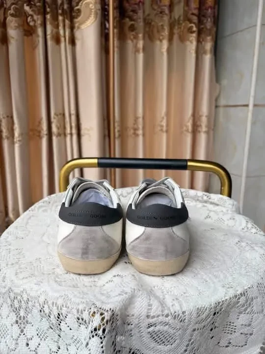 00109 Golden Goose Tennis Shoes 10-3-2026