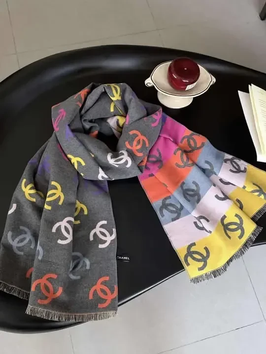 00133 Chanel Scarf 10-4-2026