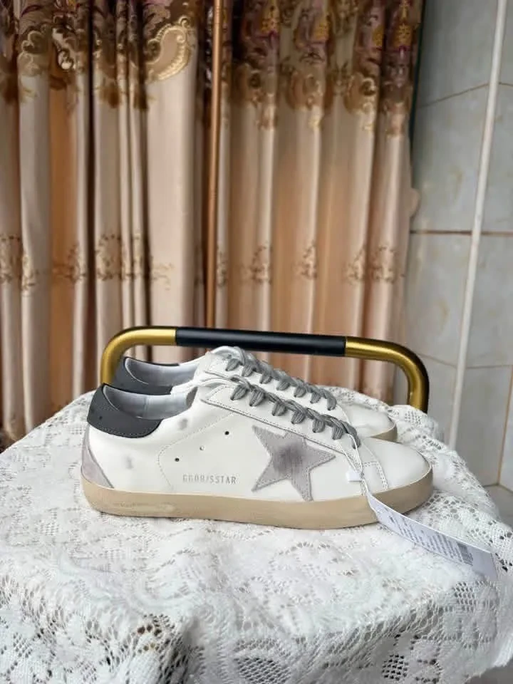 00109 Golden Goose Tennis Shoes 10-3-2026