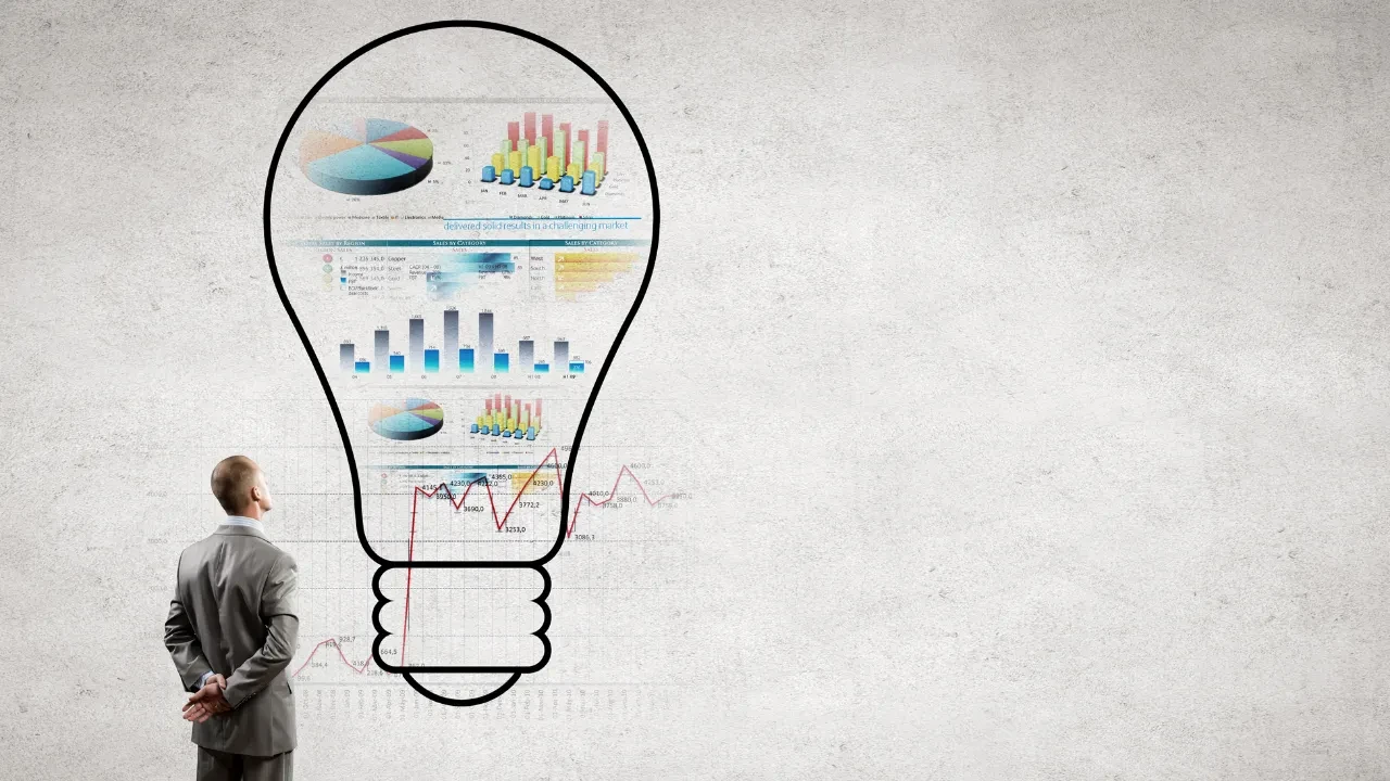 How to navigate this course lesson poster