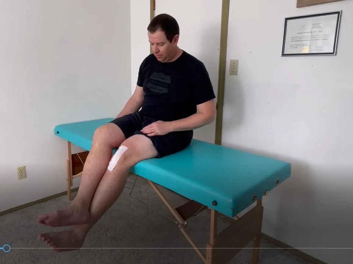 Knee Bend #5 - Dangle Stretch lesson poster