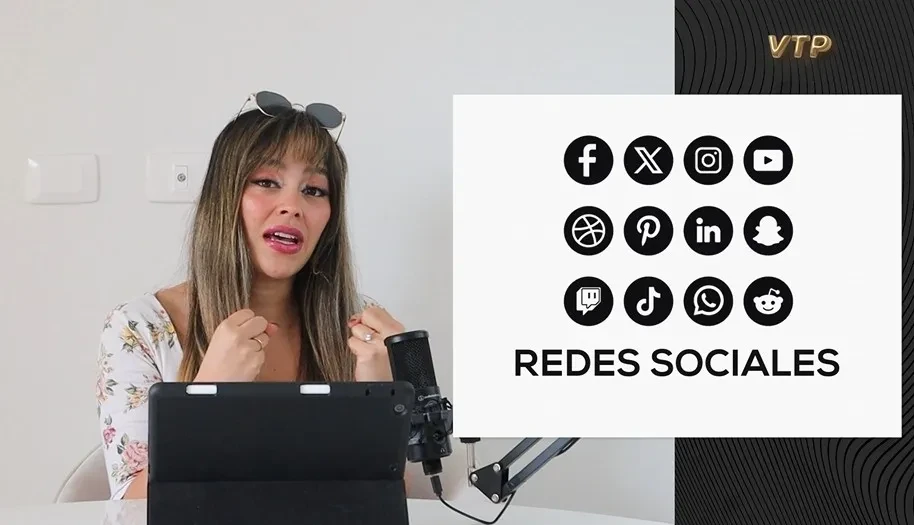 Redes Sociales lesson poster