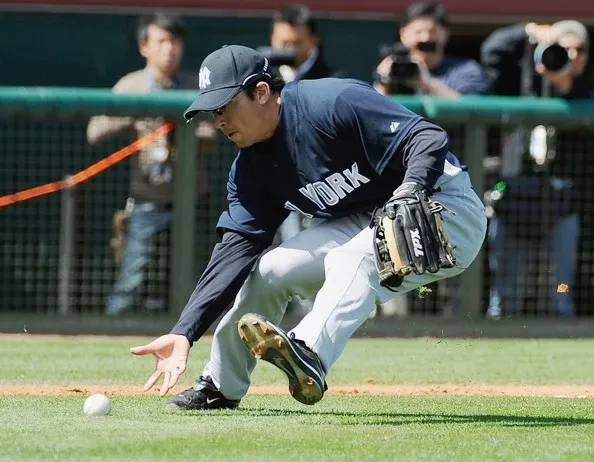 Confident Infielder 1 - Mastering Fundamentals  logo